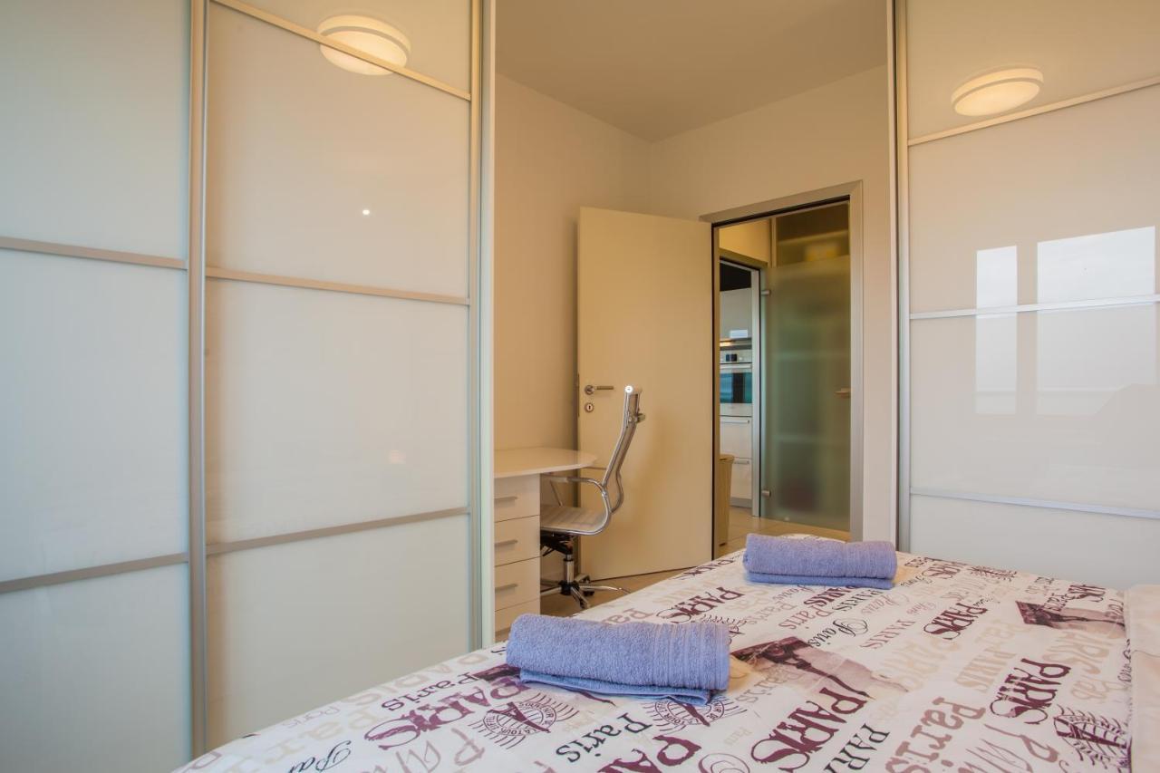 Apartman Laura Rijeka Exterior foto
